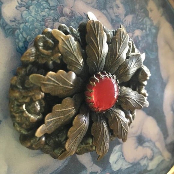 HTF Antique Art Nouveau Red Vauxhall Glass Bohemian Czech Repousse Brass Brooch - Picture 12 of 12